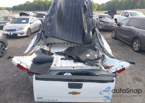 2011 Chevrolet Silverado 1500 Lt from USA, damaged, VIN 3GCUKSE24BG207006